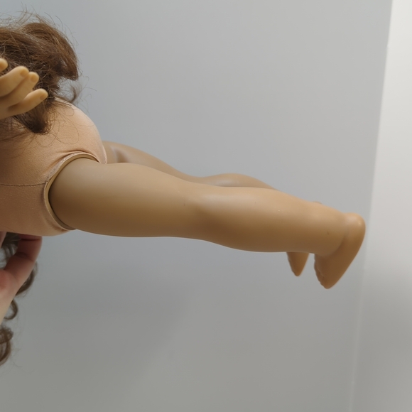 American Girl Saige Doll Long Auburn Hair used GOTY - Picture 8 of 12